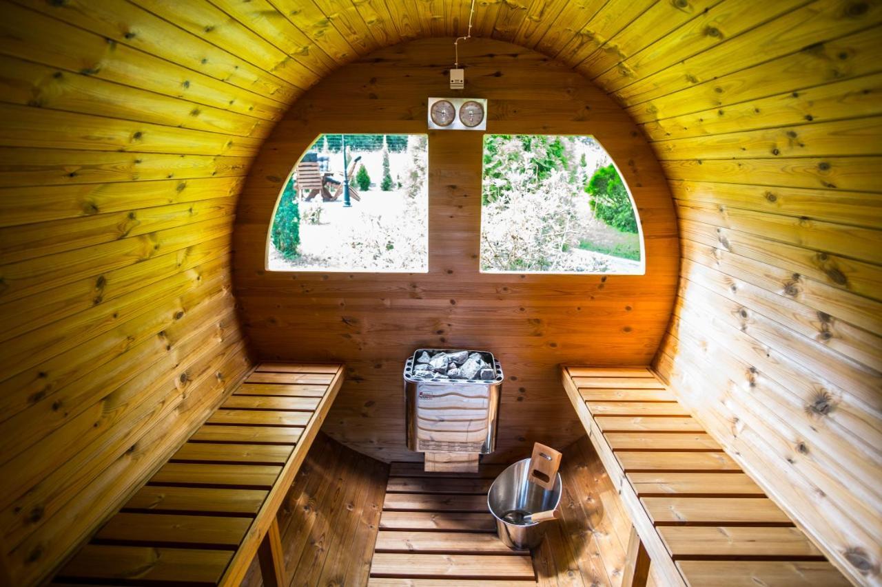 Mala Laka Jacuzzi & Sauna Bed & Breakfast Zakopane